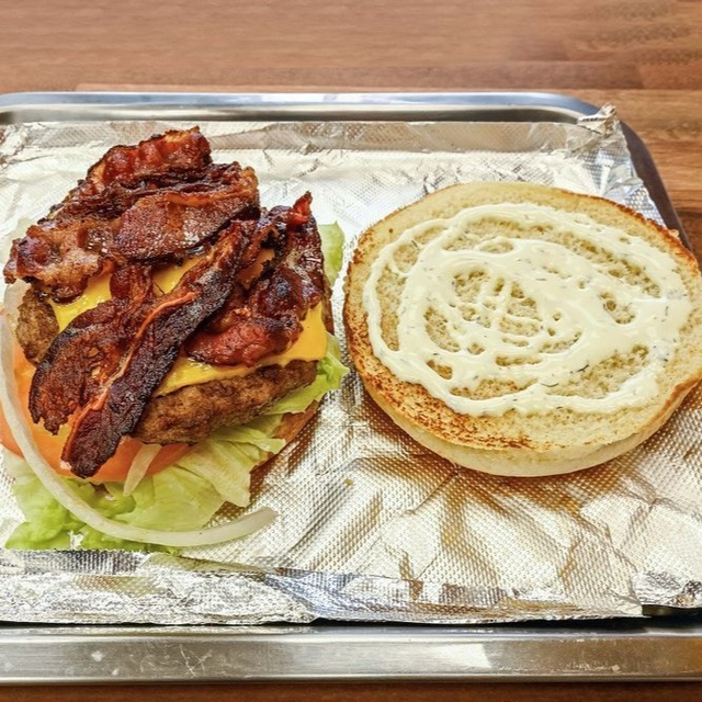 845 Burger.